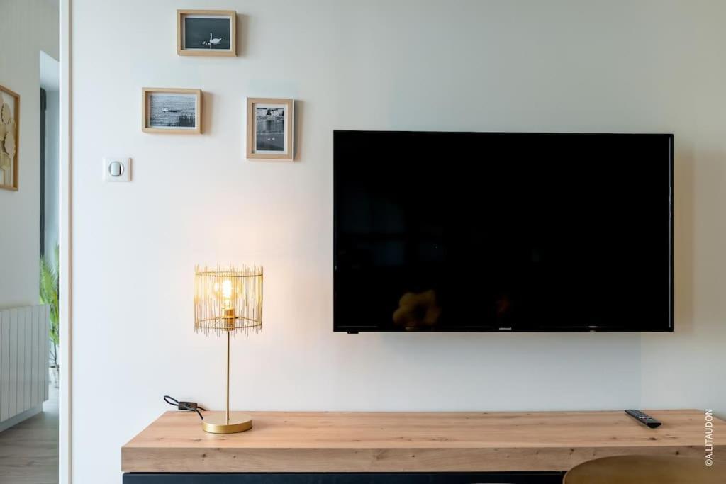 Appartement T2 Climatise Le Quai 391 Saint-Laurent-sur-Saone Luaran gambar