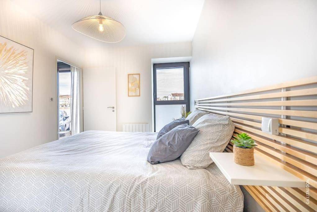 Appartement T2 Climatise Le Quai 391 Saint-Laurent-sur-Saone Luaran gambar